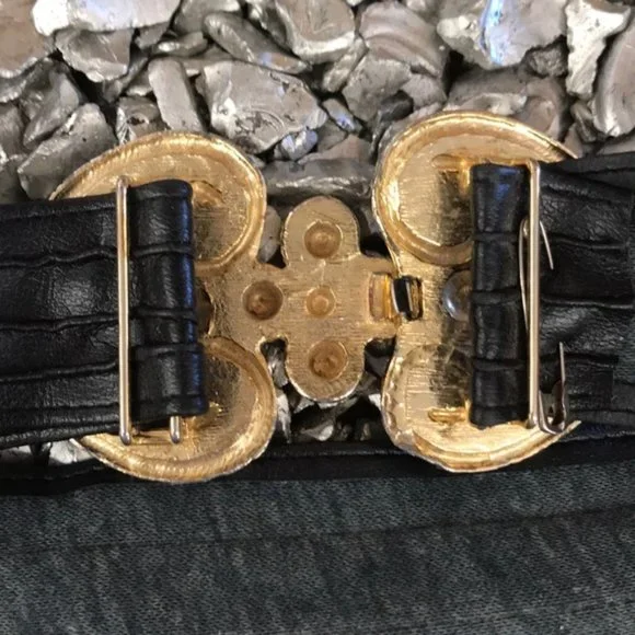 Vintage Boho Gypsy Gold Tone Metal Belt Faux Leather Black - Picture 3 of 4